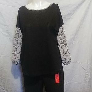Black THERMAL WAFFLE KNIT Top with 3/4 SNAKESKIN SLEEVES size Small New w/tags